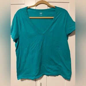 GAP Women's Turquoise V-Neck Tee